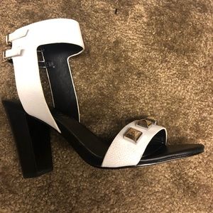Aldo chunky heel sandal